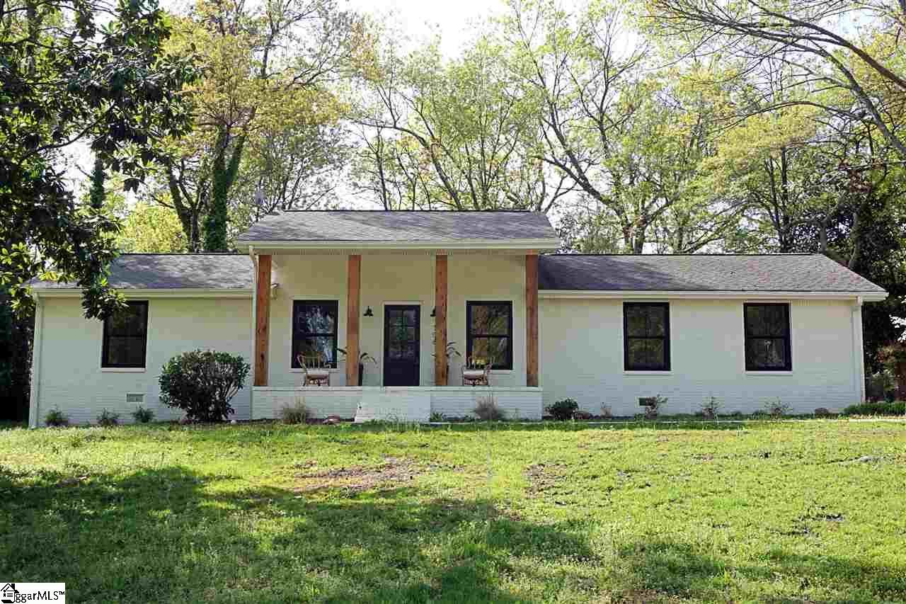106 Vine Hill Road - Photo 1