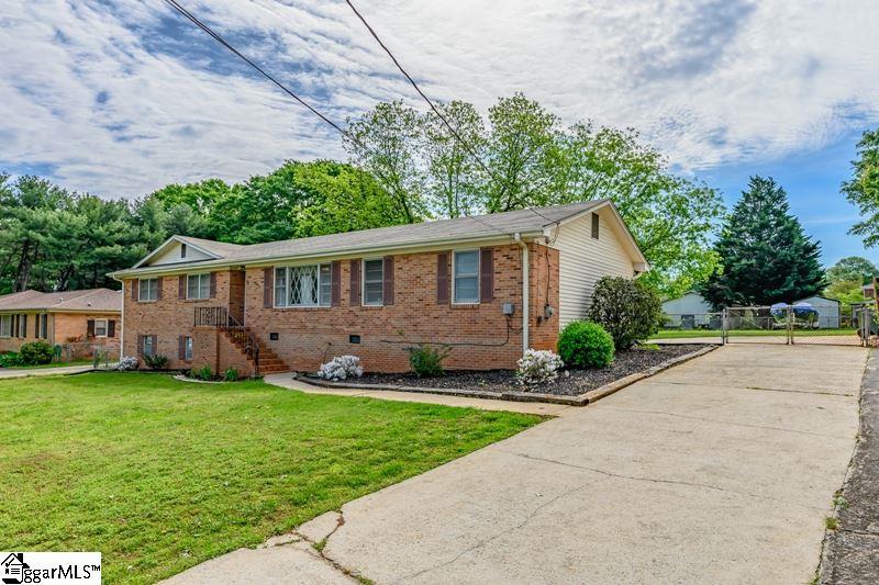 3 Brooks Road - Photo 1