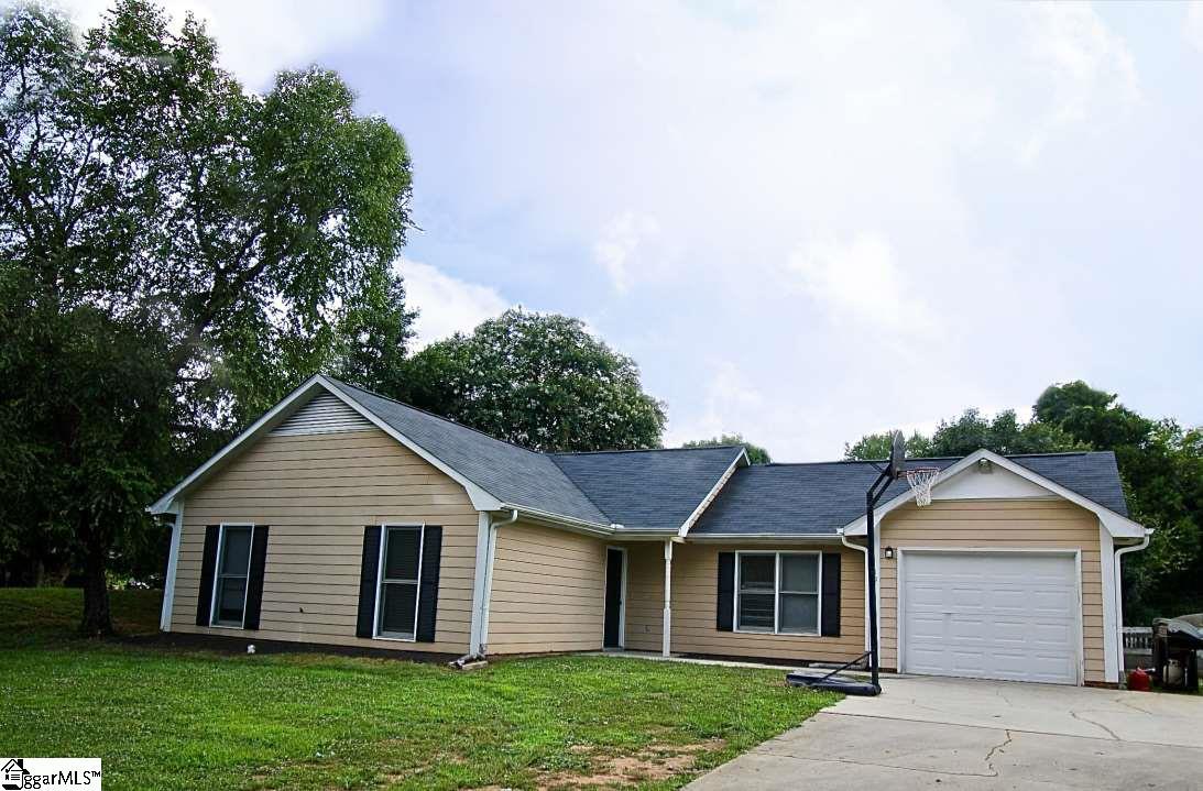 101 Markswood Drive - Photo 1