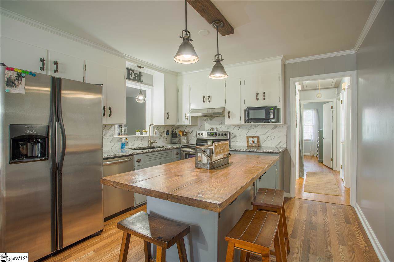 25 Pinehurst Street - Photo 1