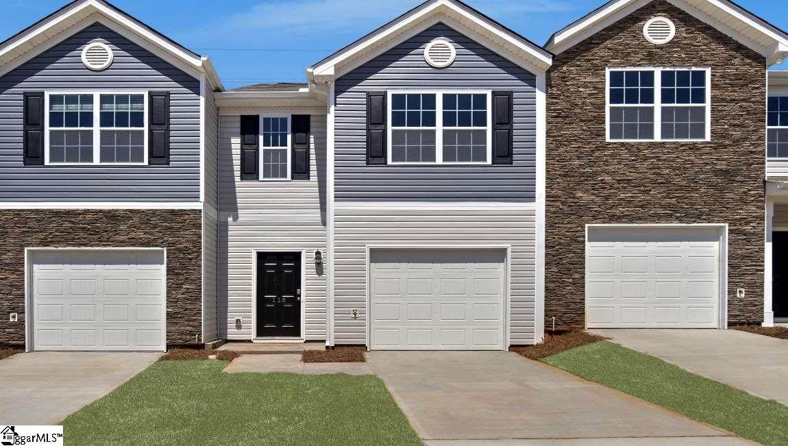 611 Hardwood Drive - Photo 1