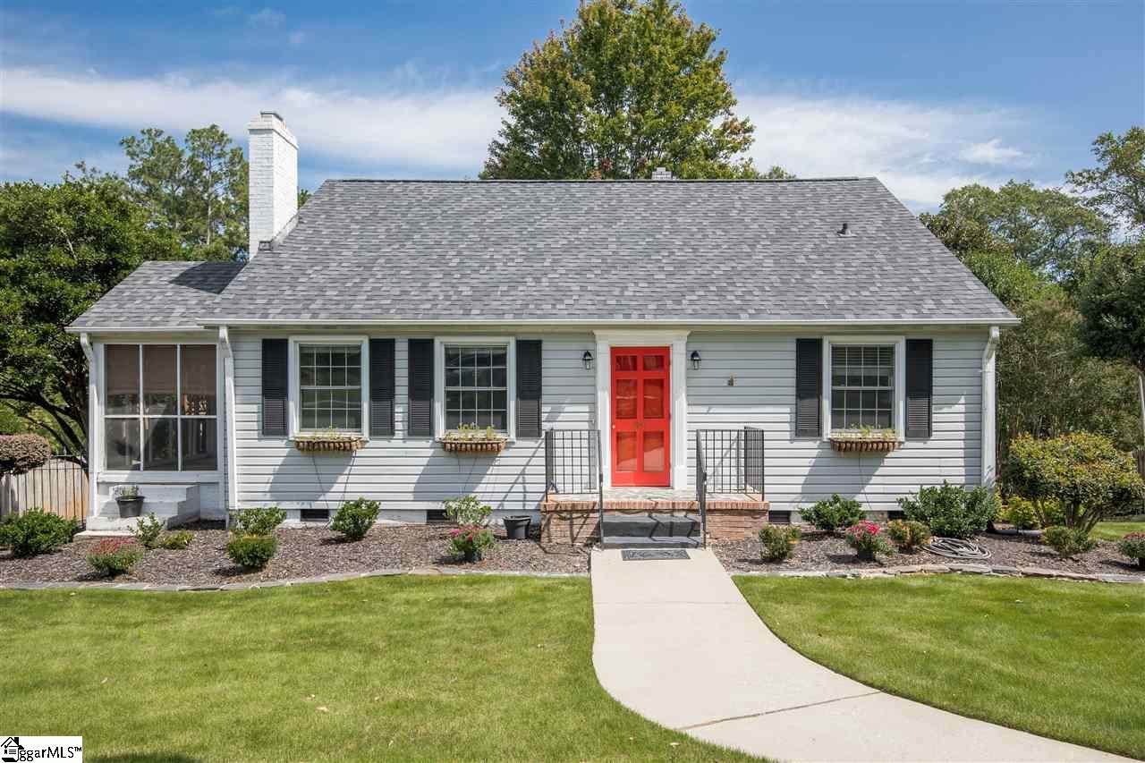 420 Longview Terrace - Photo 1
