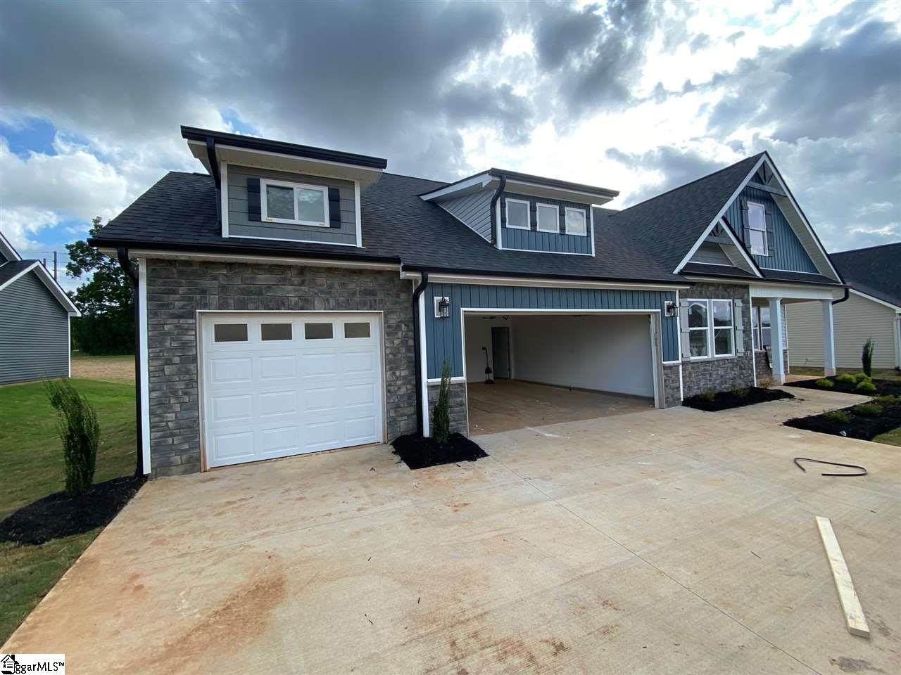 409 Josie Way - Photo 1