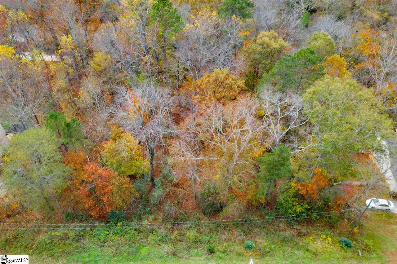 Riverside Drive - Photo 1