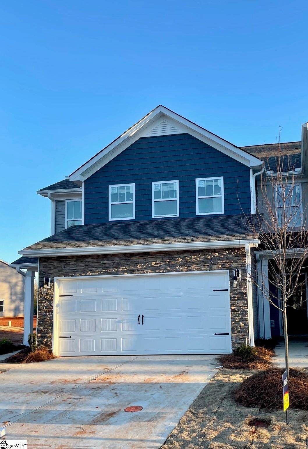 213 Reynard Trail - Photo 1