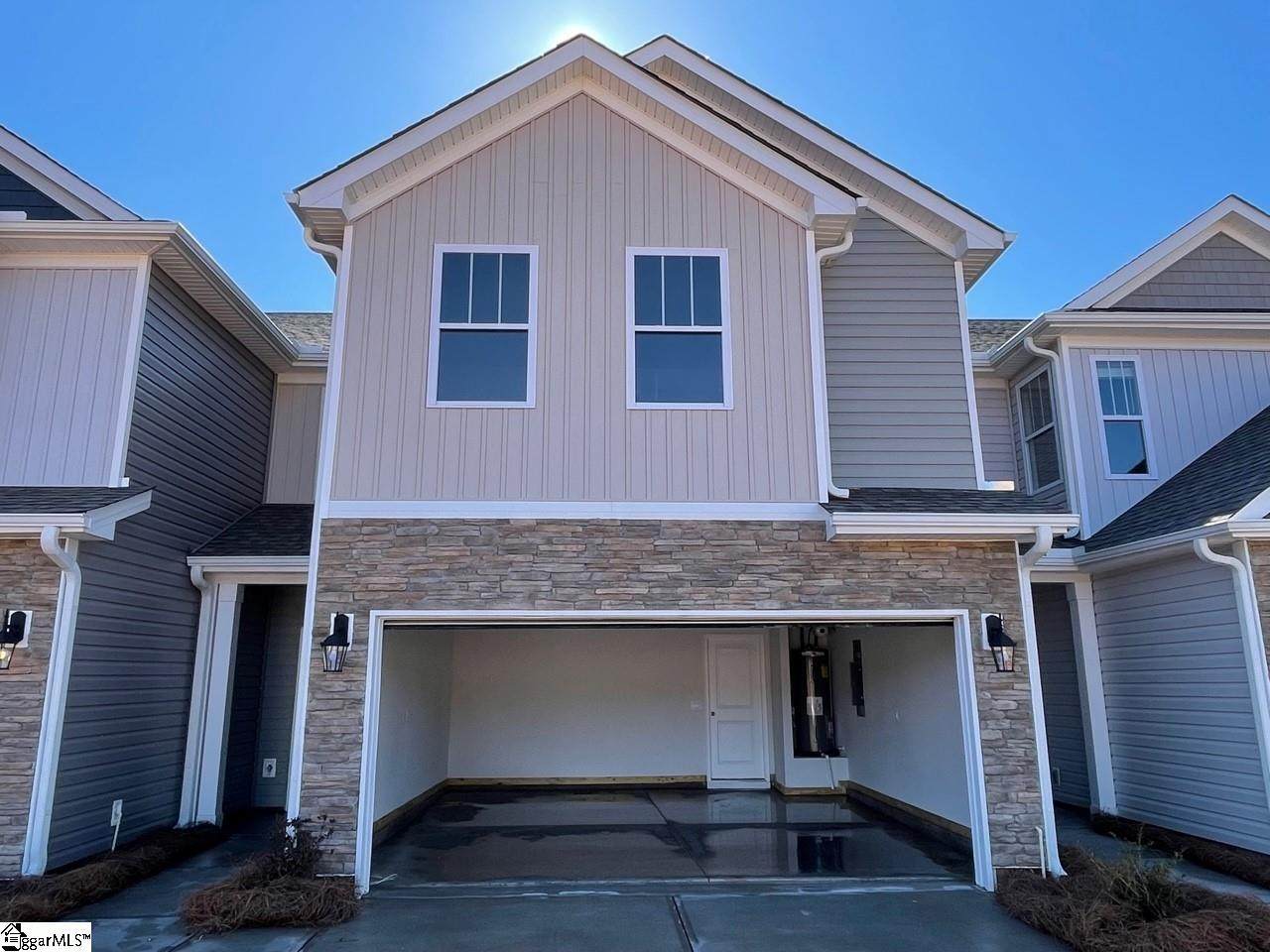 104 Alex Hollow Lane - Photo 1