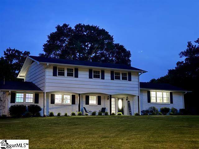 211 Vesper Circle - Photo 1