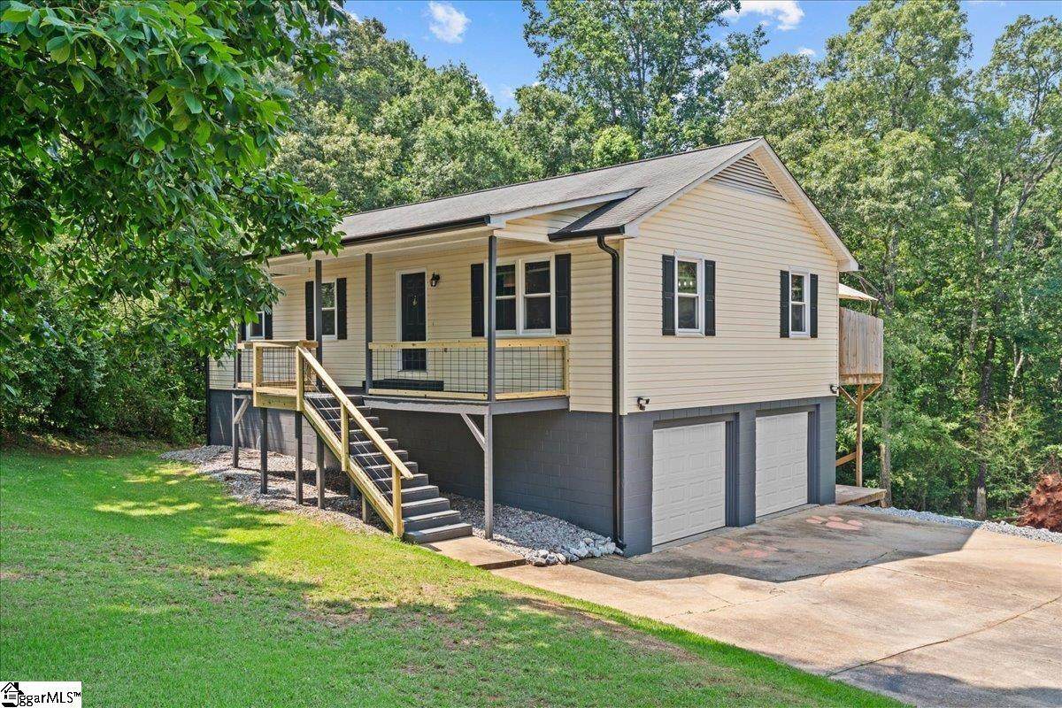 205 Partridge Court - Photo 1
