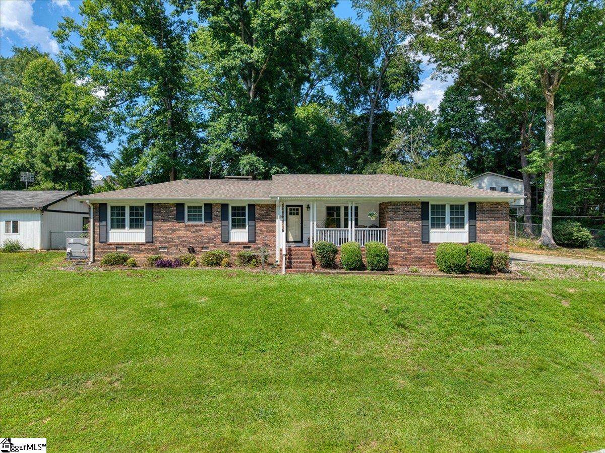 223 Meadow Lane - Photo 1