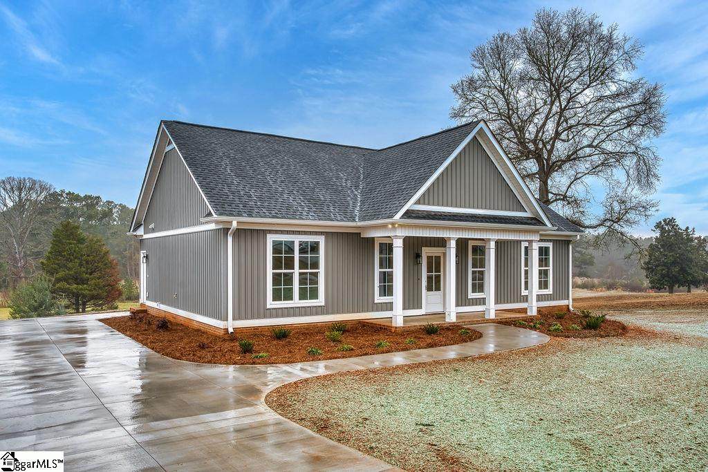 245 Fairwood Boulevard - Photo 1