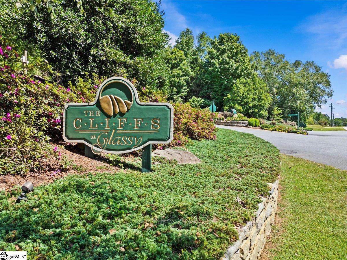 19 Grosbeak Way - Photo 1