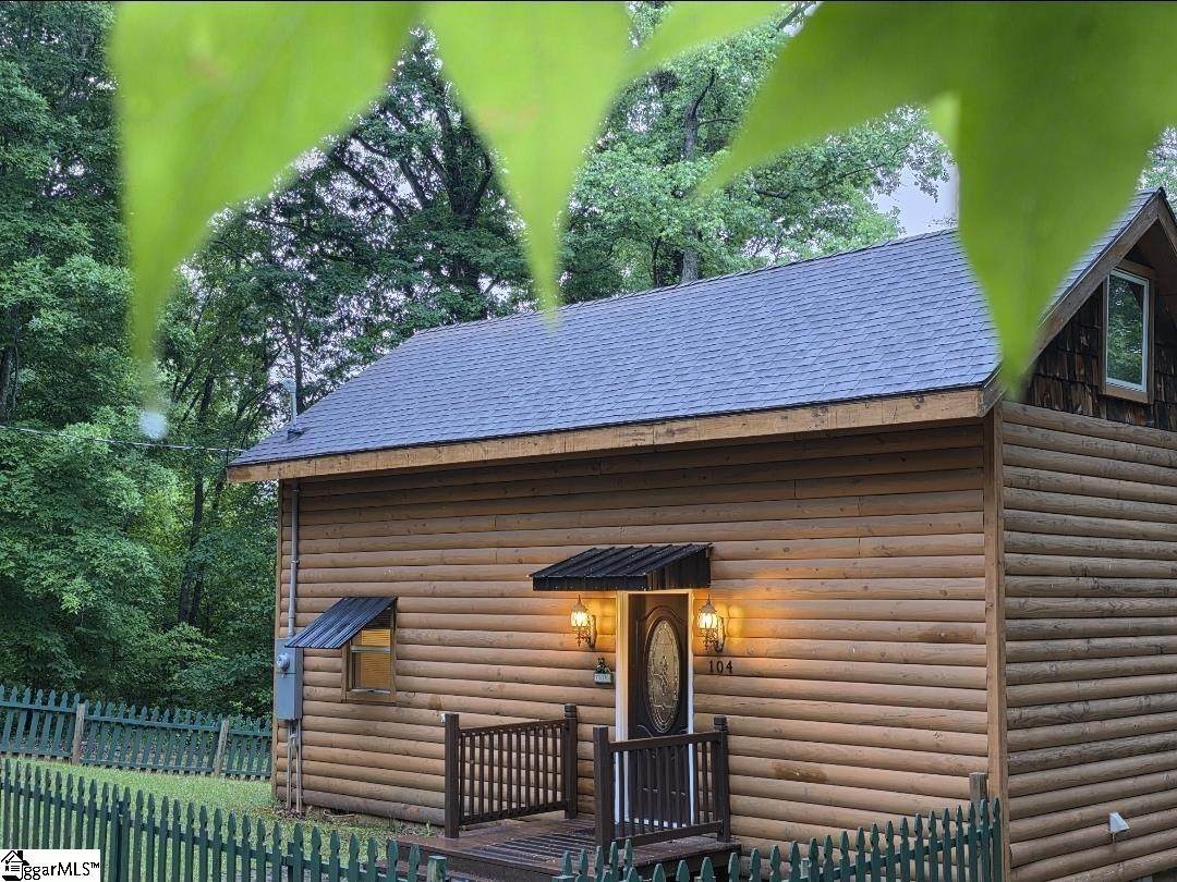 104 Lands End Drive - Photo 1