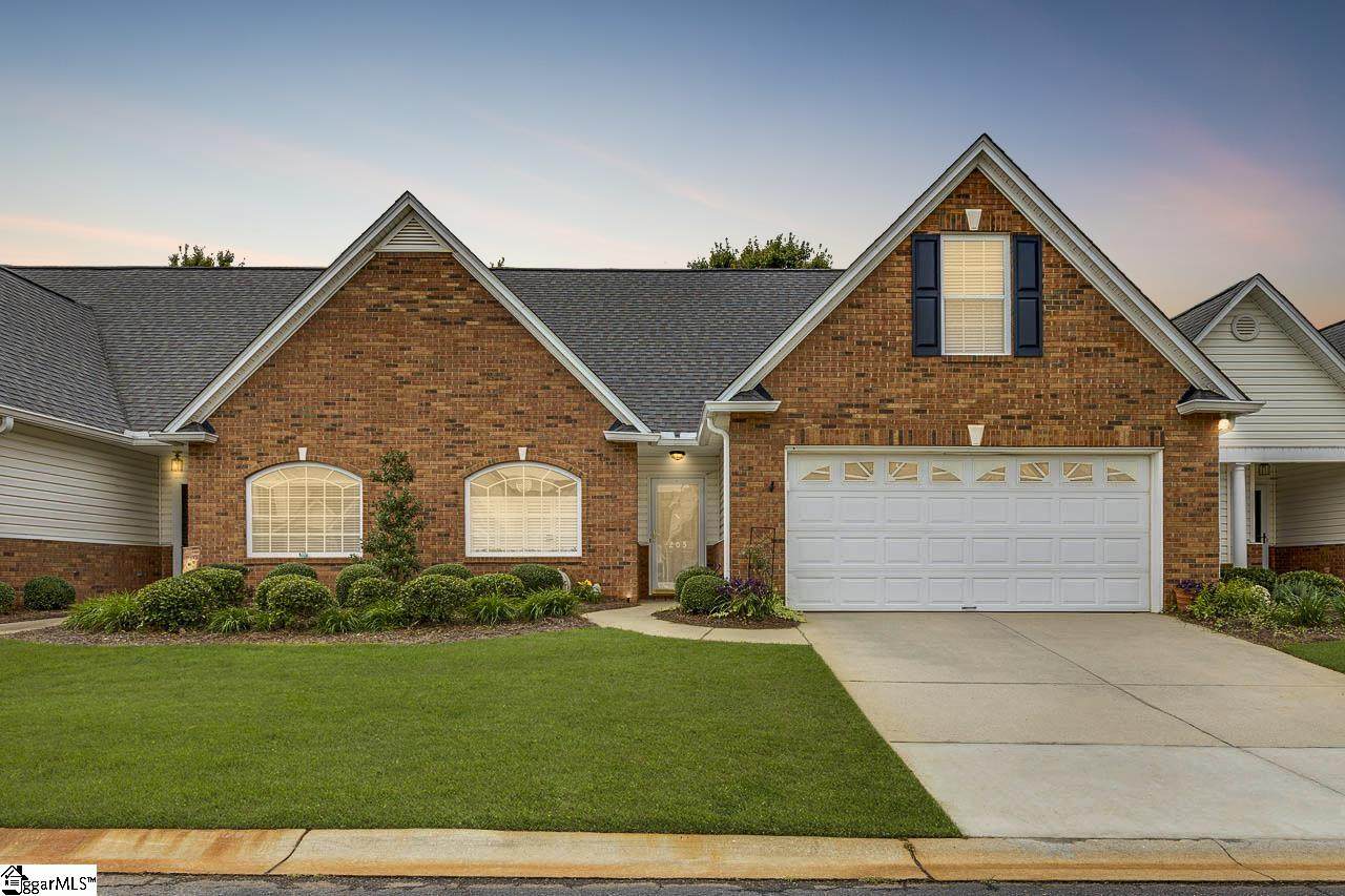 205 Chadwyck Court - Photo 1