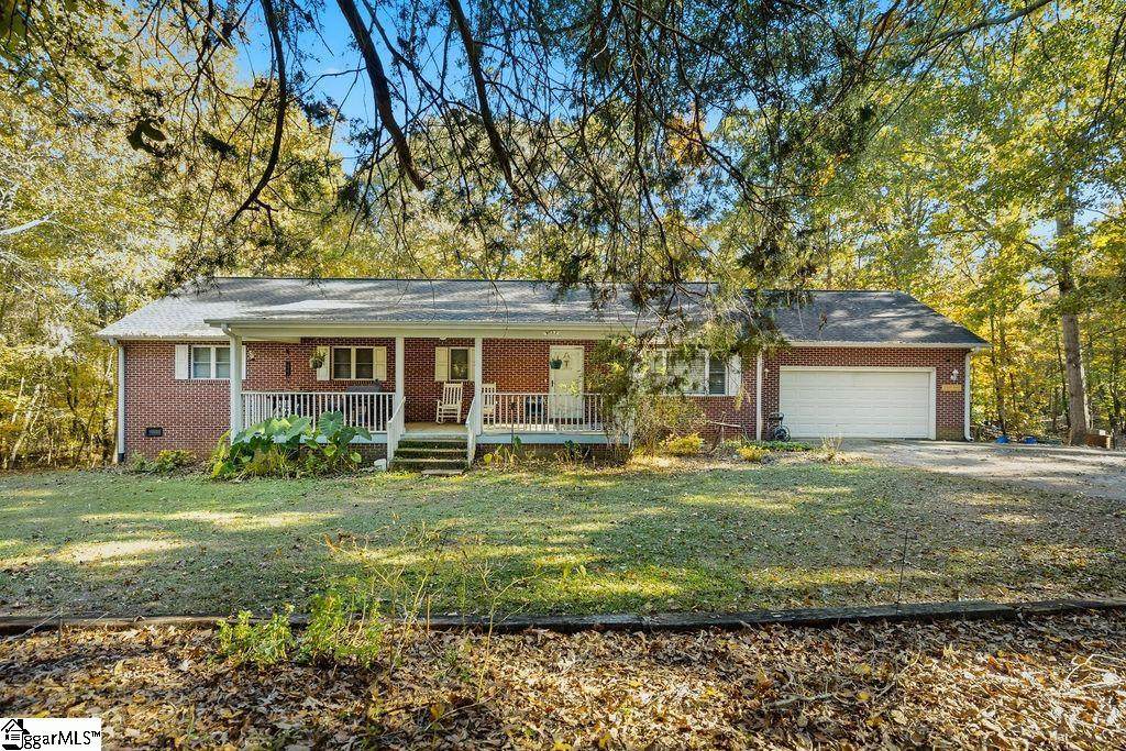 203 C P Hanks Road - Photo 1