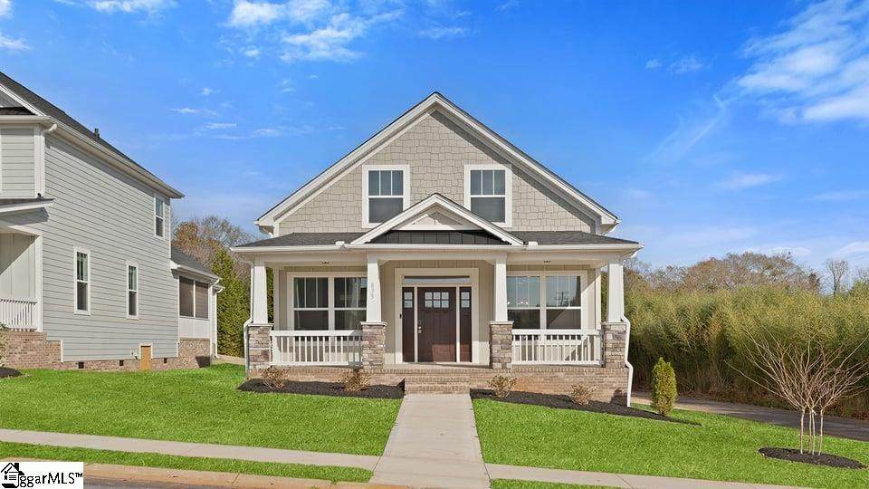 833 Sweet William Road - Photo 1