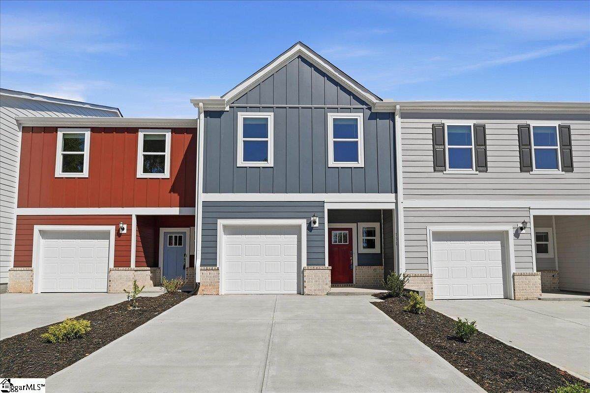131 Kerwin Court - Photo 1