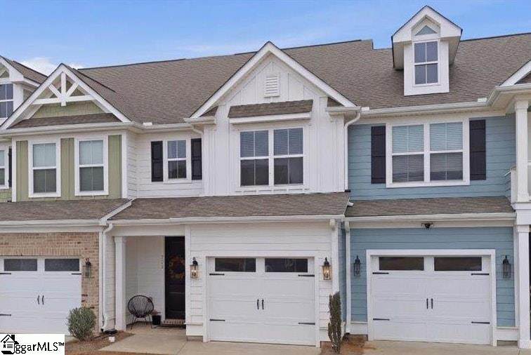 322 Stirrup Court - Photo 1