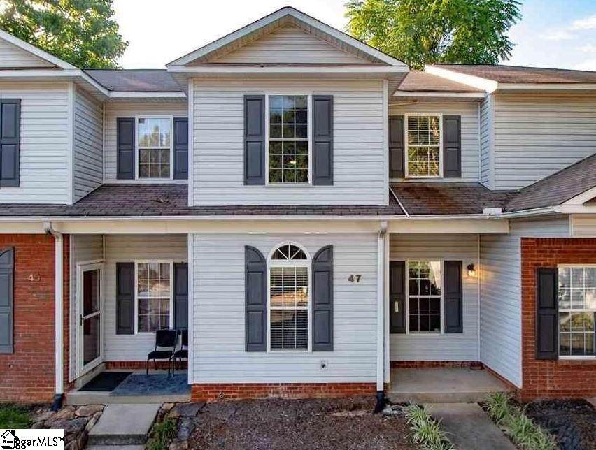 47 Huntress Drive - Photo 1