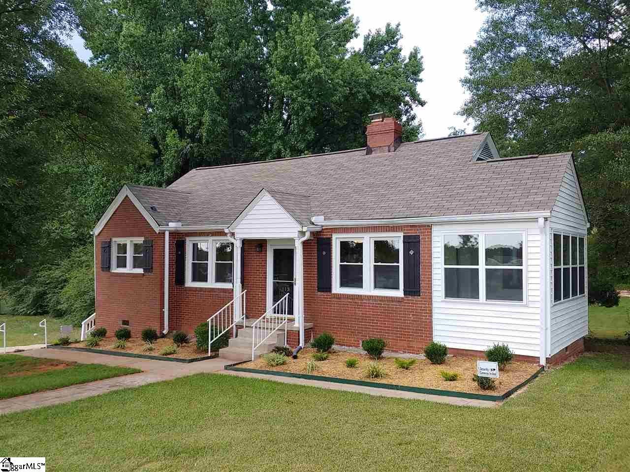 113 Sylvania Avenue - Photo 1