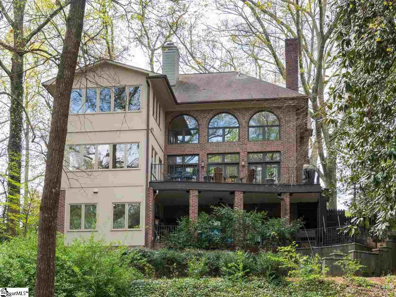 21 Ridgeland Drive - Photo 1