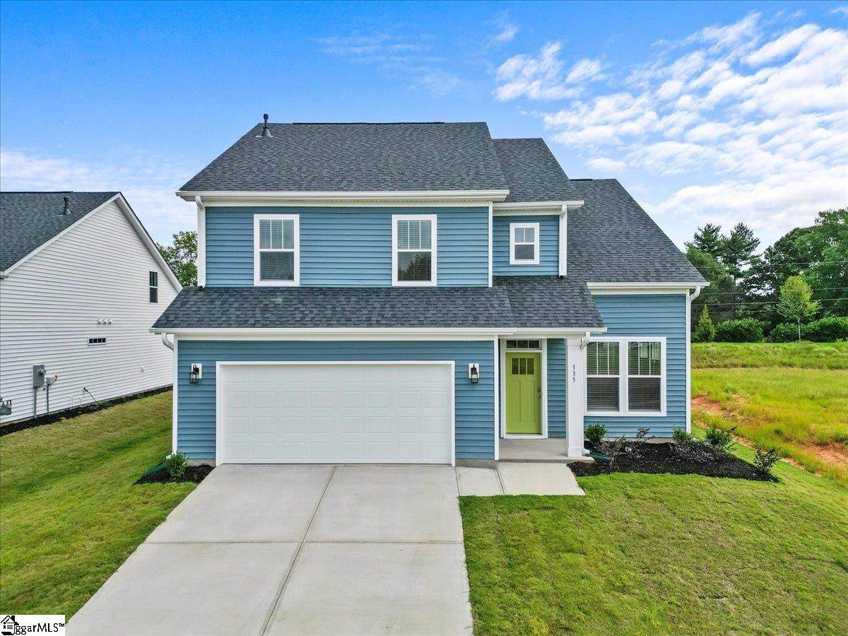 135 Ives Way - Photo 1