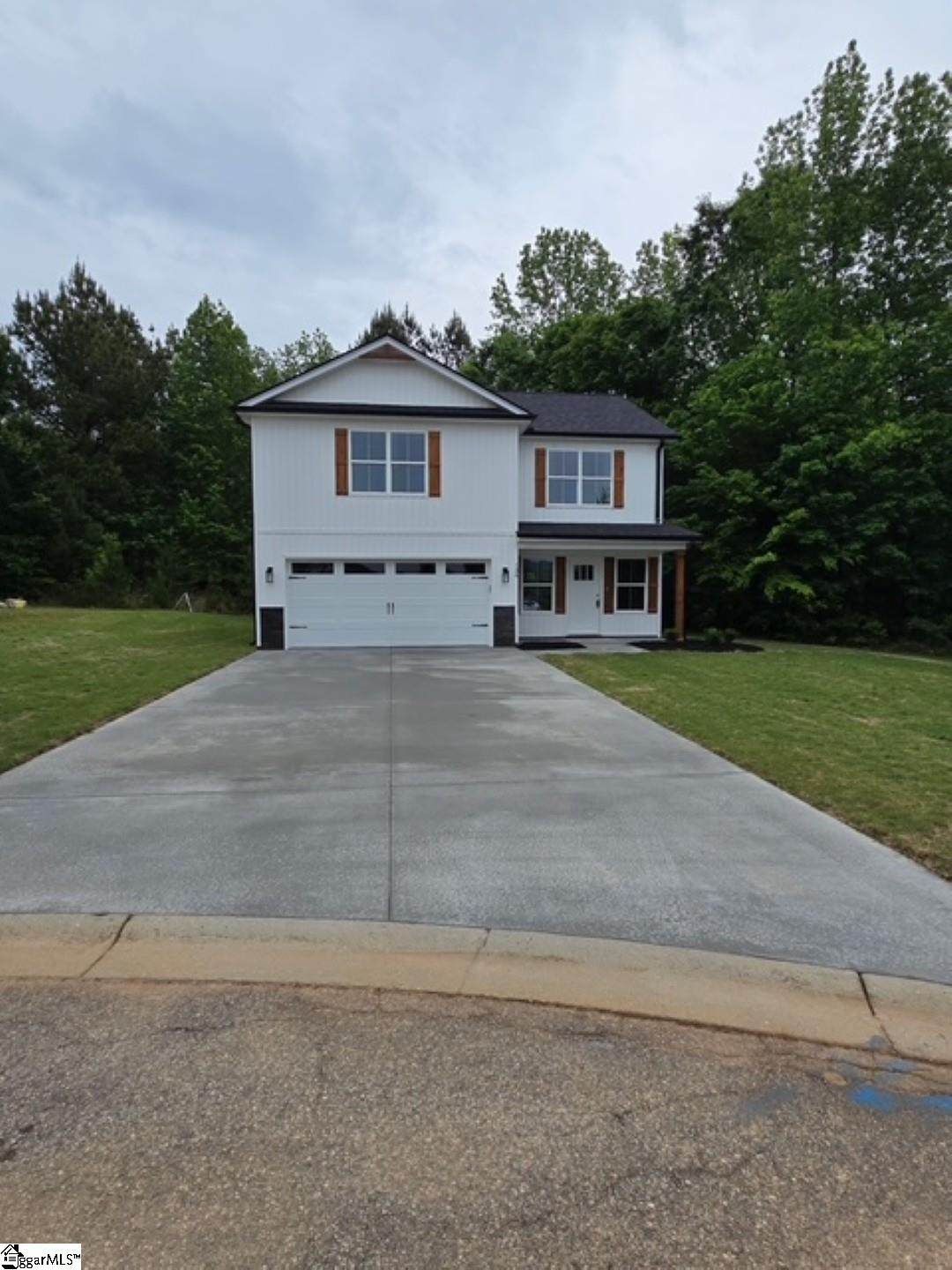 136 Vermillion Drive - Photo 1