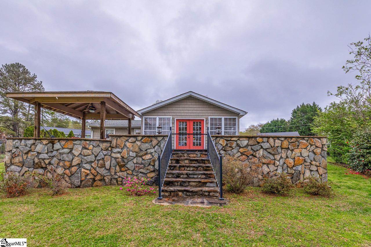 423 Coggins Shore Road - Photo 1