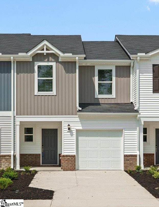 124 Arrow Court - Photo 1