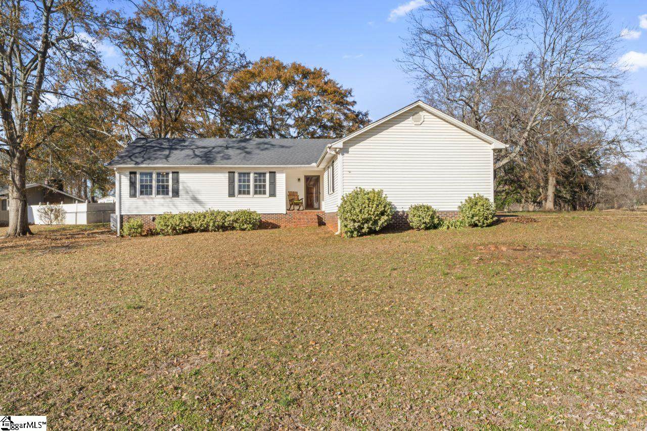 304 Stonehaven Drive - Photo 1
