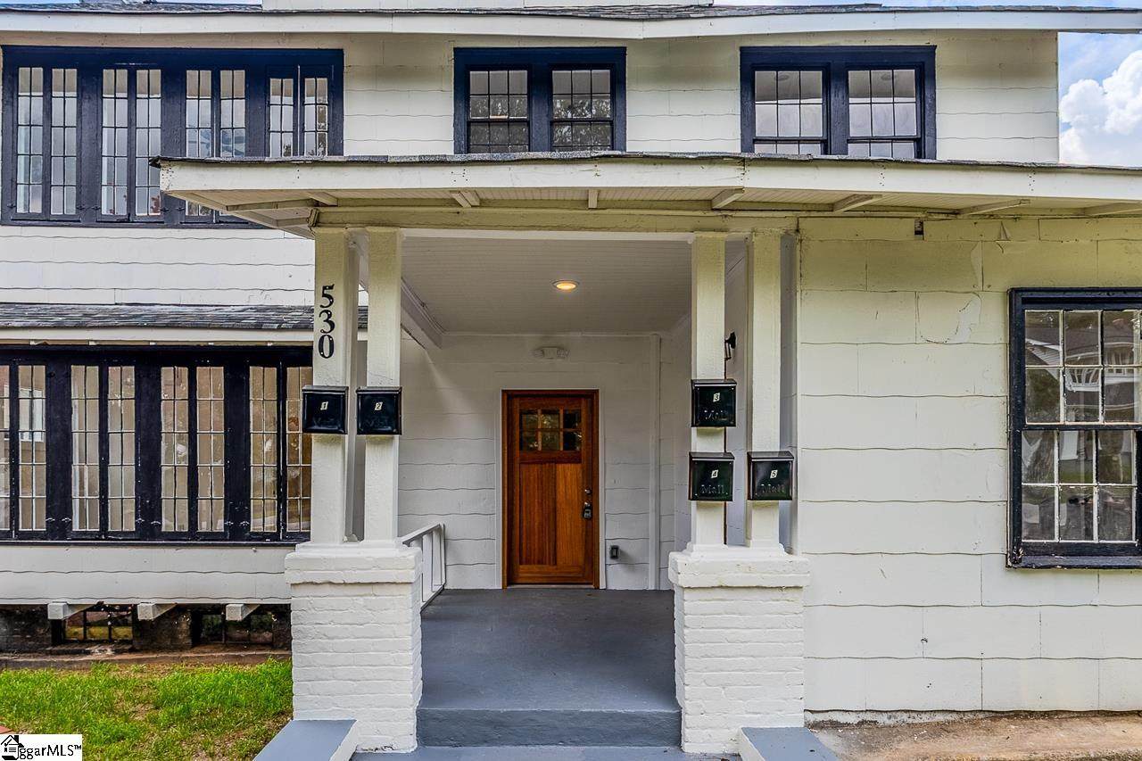530 Peronneau Street - Photo 1