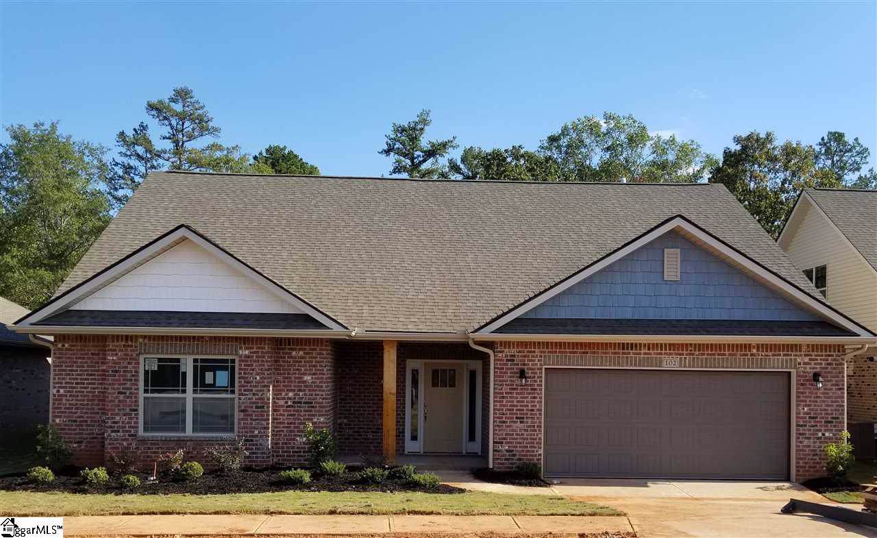 102 Starlight Drive - Photo 1