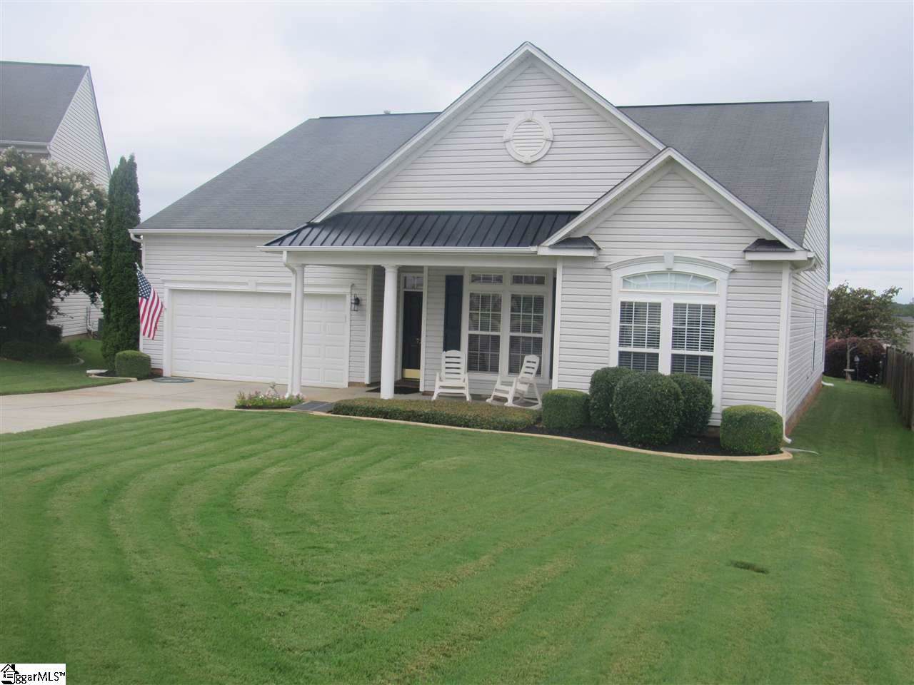 720 Gloria Court - Photo 1