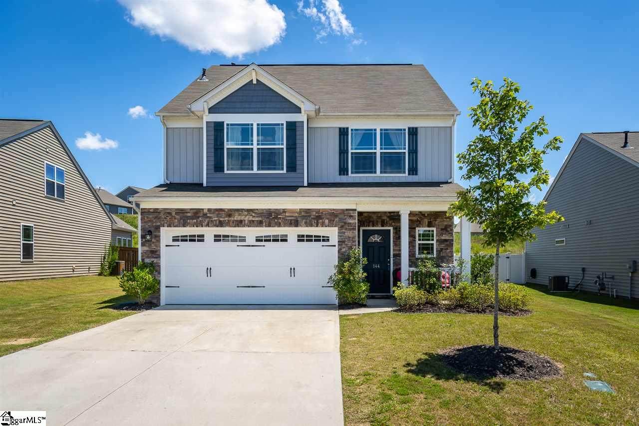 144 Caledonia Drive - Photo 1