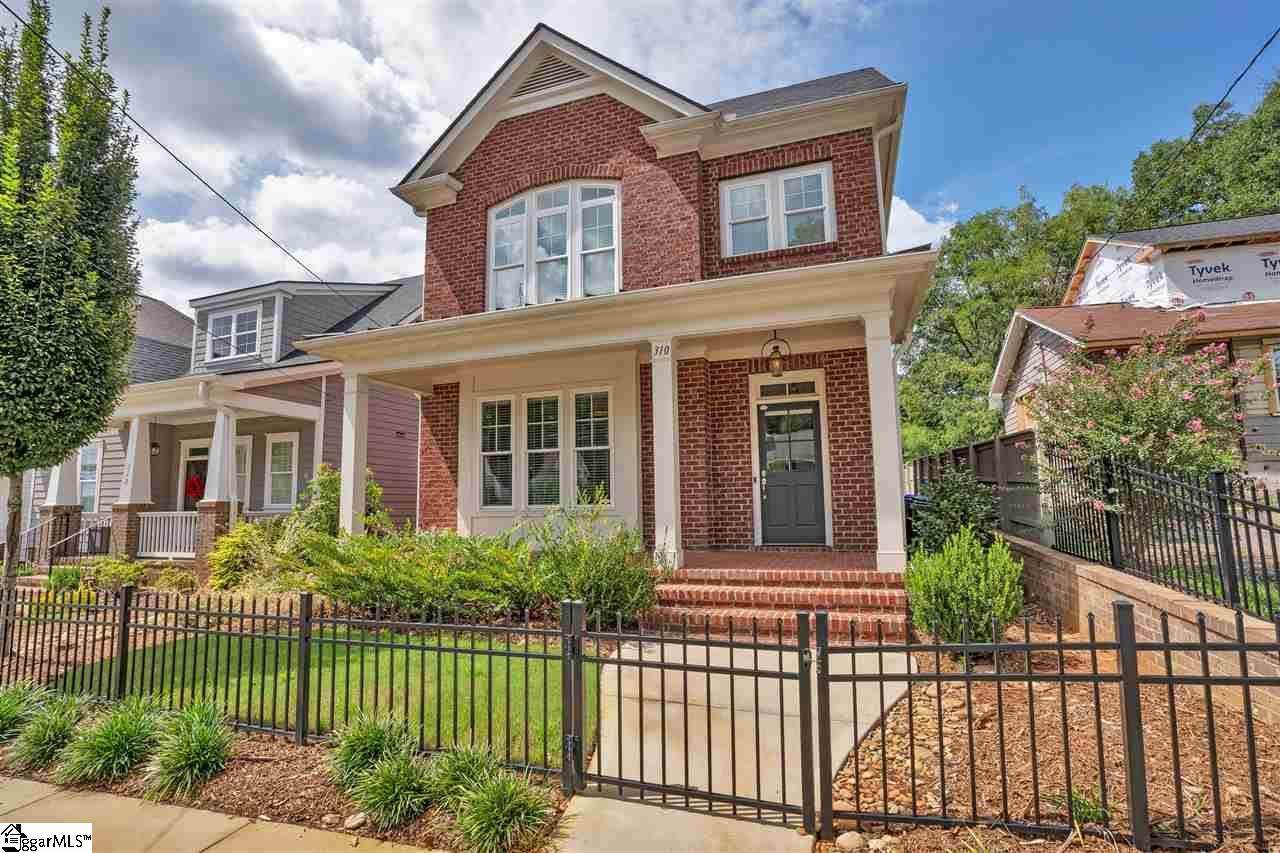 310 Anderson Street - Photo 1