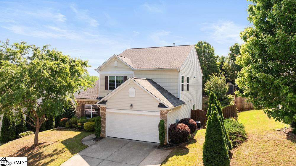 136 Chandler Crest Court - Photo 1