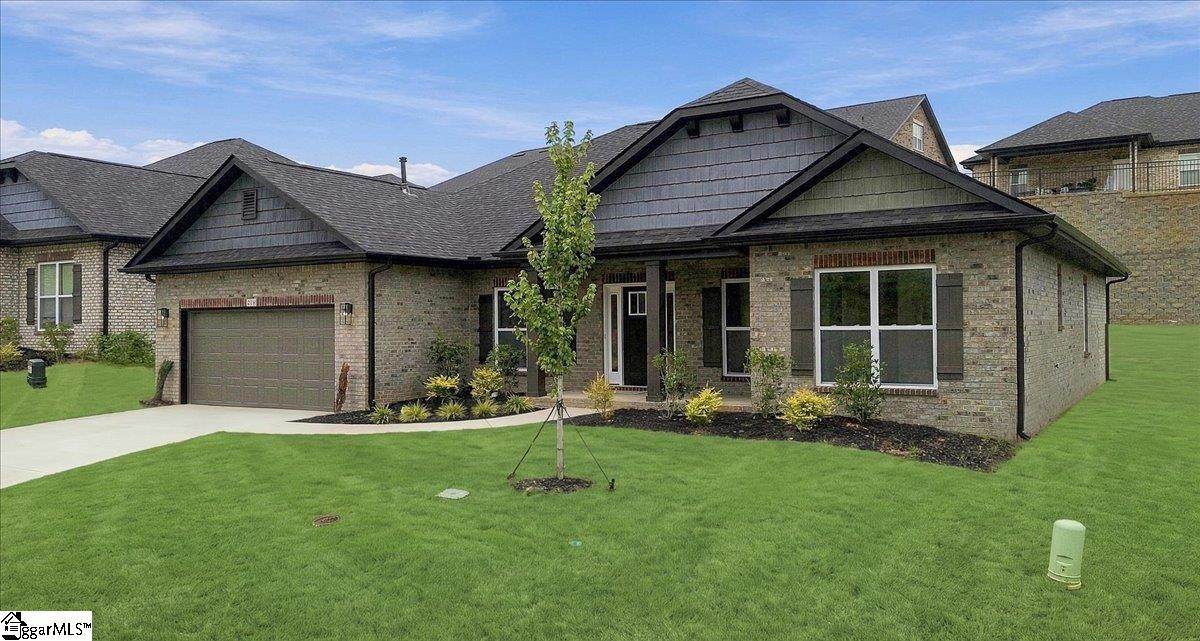 219 Rolling Waters Drive - Photo 1