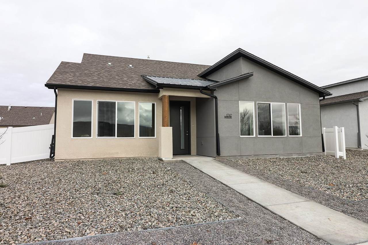 1747 Iron Drive - Photo 1