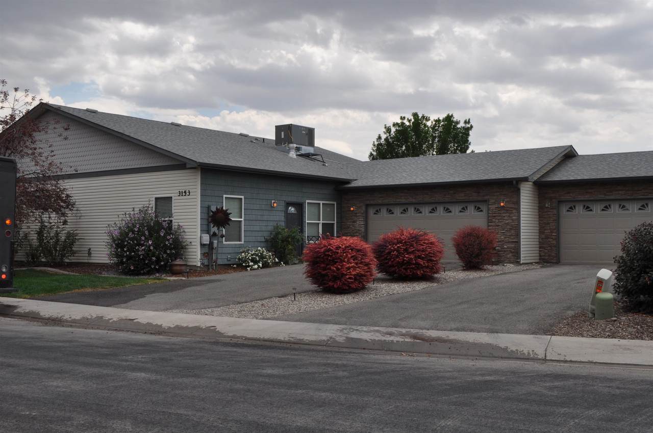 3153 Ellingwood Avenue - Photo 1