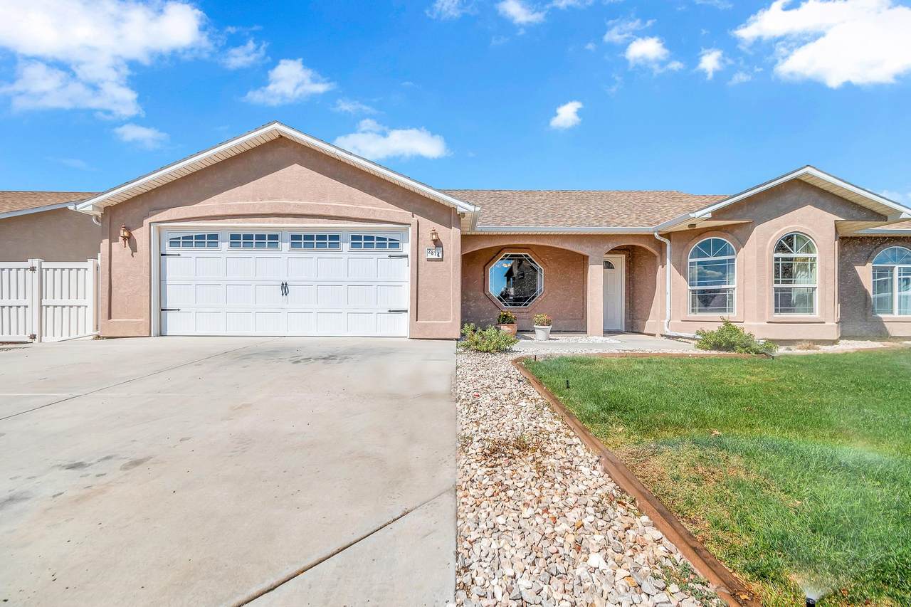2874 Fall Creek Drive - Photo 1