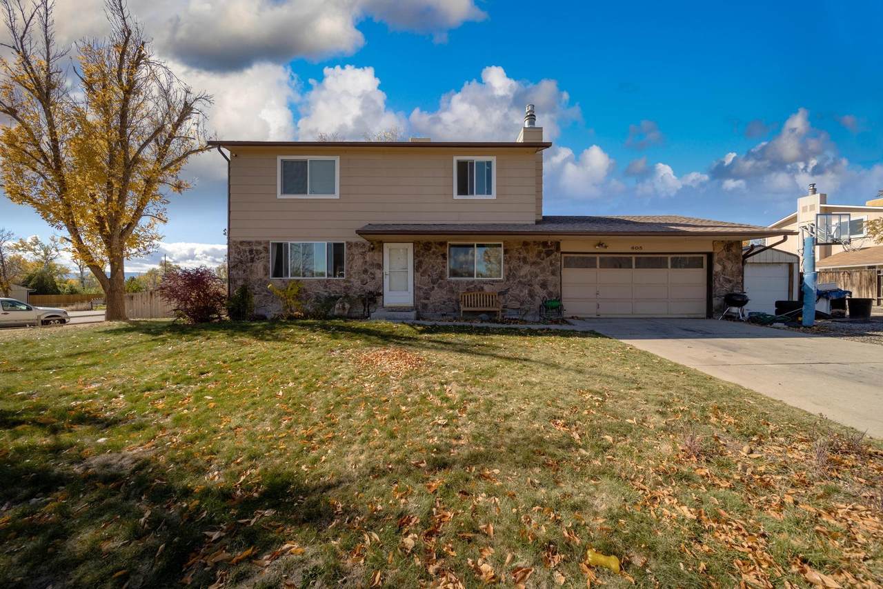 605 Indian Creek Drive - Photo 1