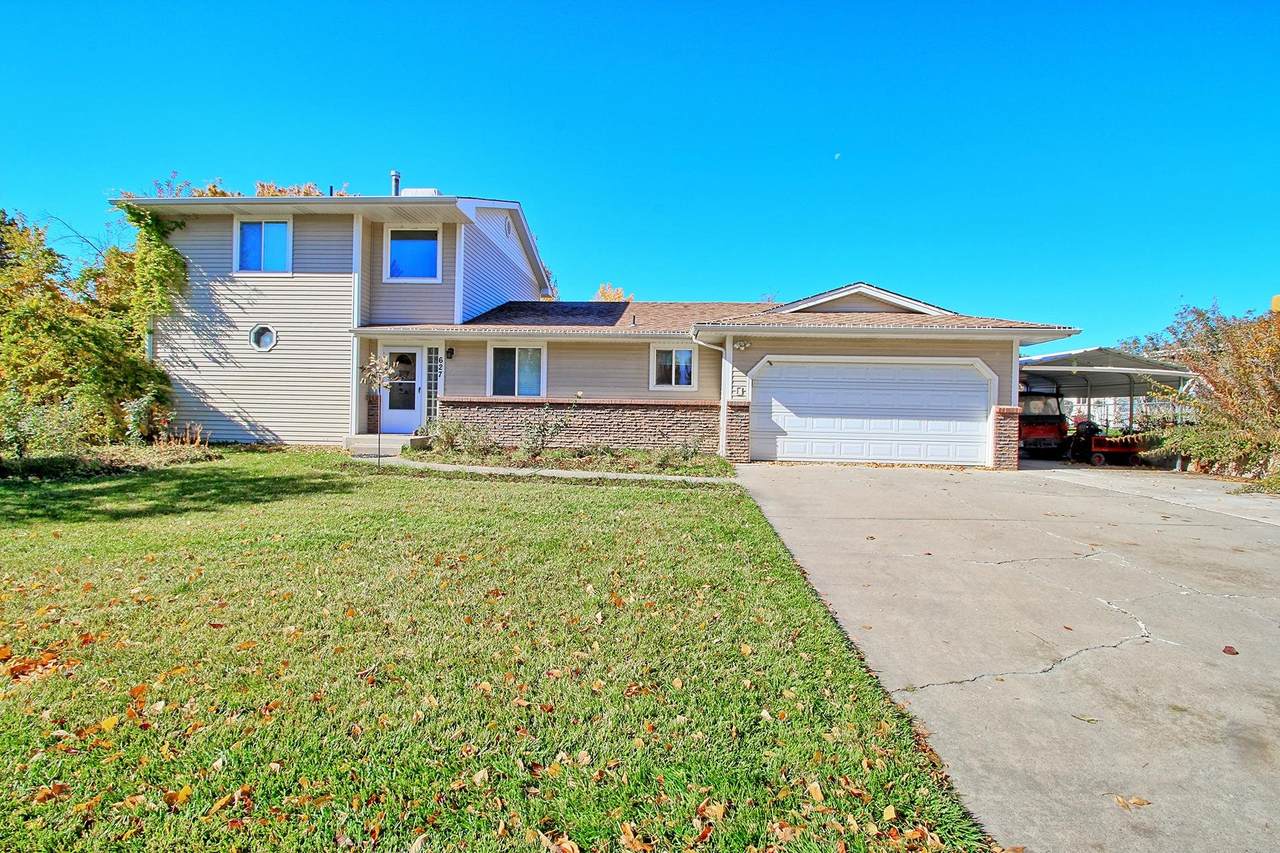 627 Peace Drive - Photo 1
