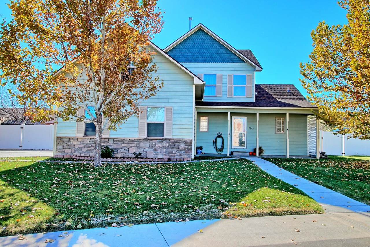 2869 Emily Drive - Photo 1
