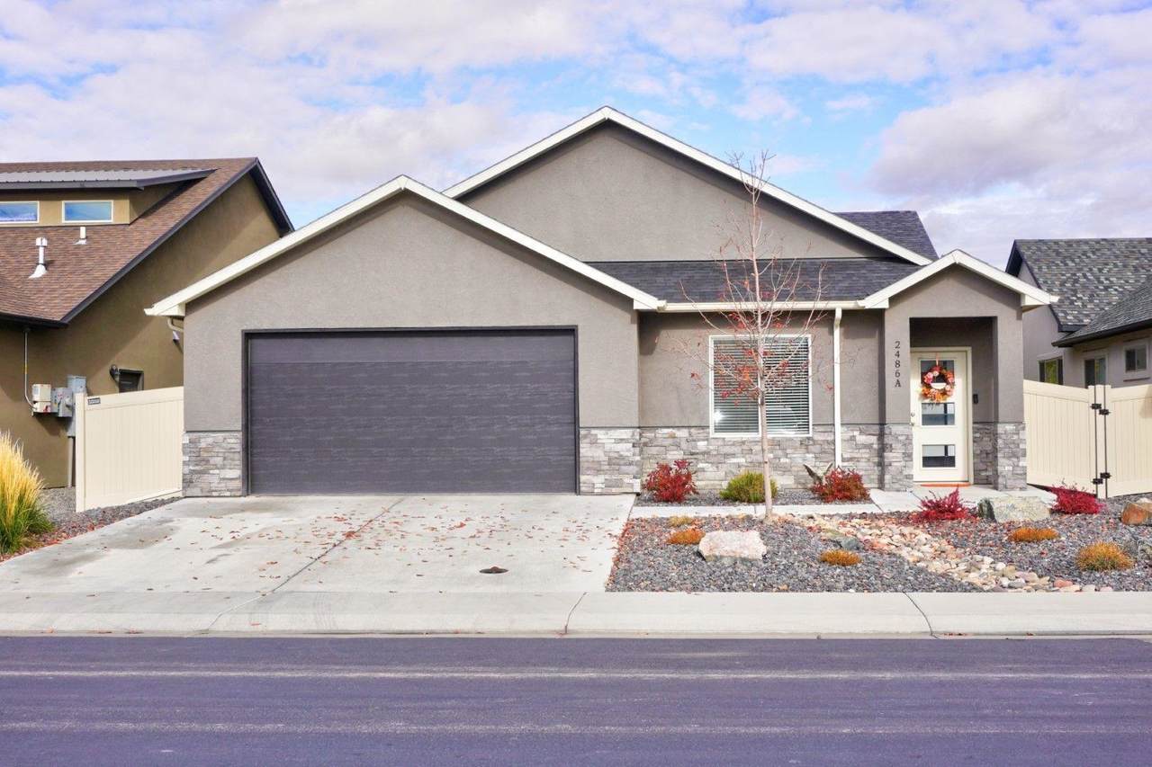 2486 Apex Avenue A - Photo 1