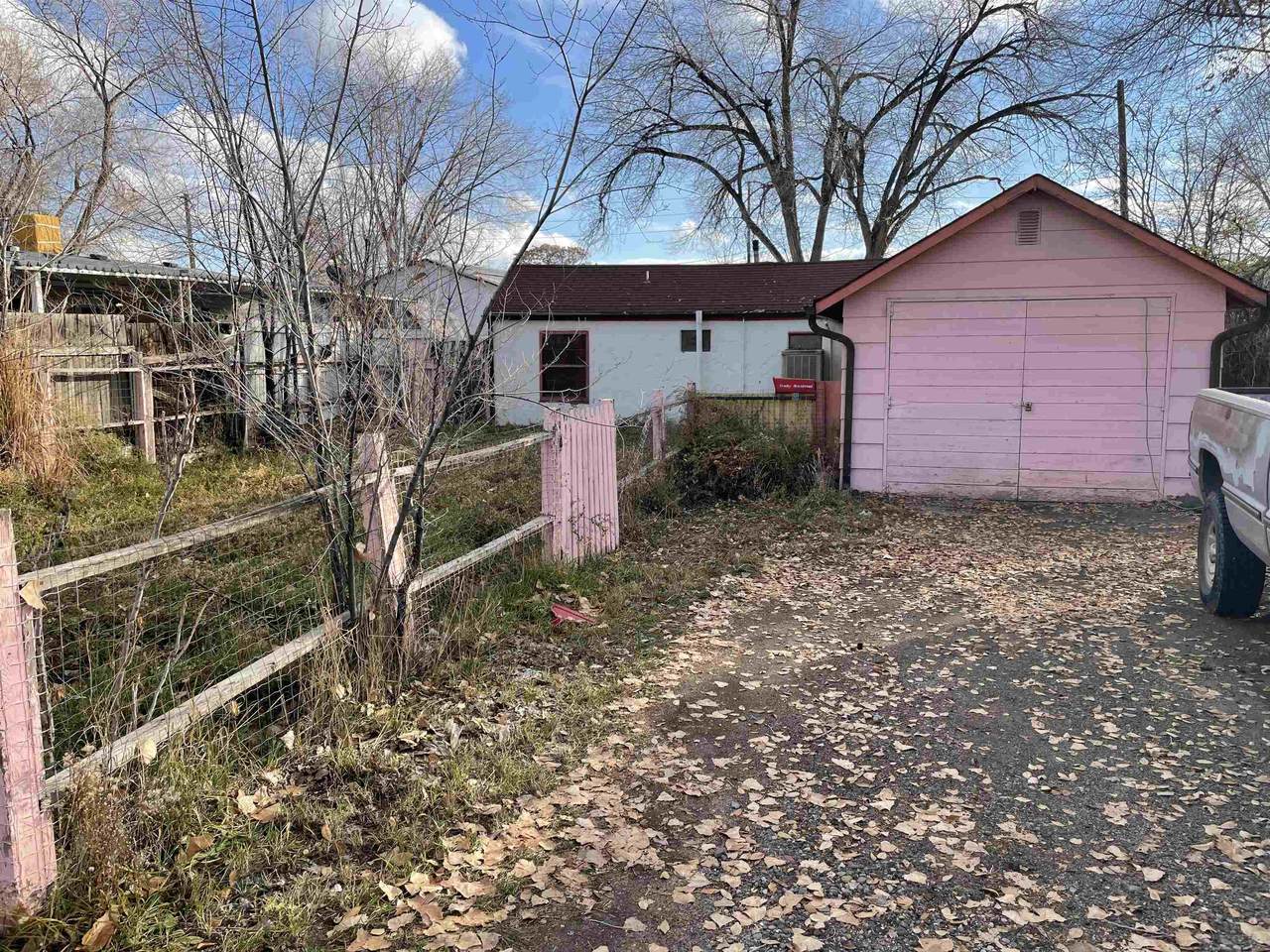 405 Peach Street - Photo 1