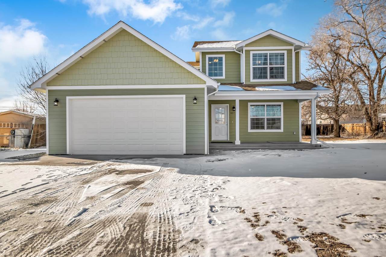 657 Ronald Drive - Photo 1