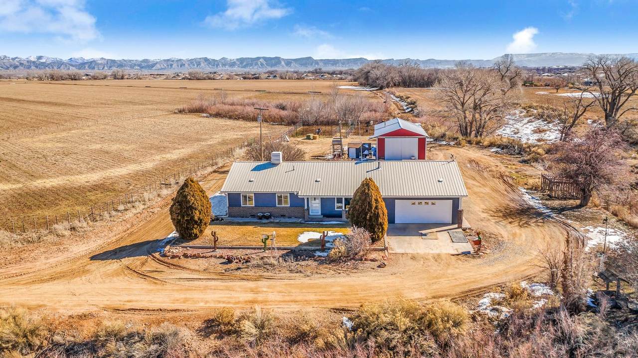 1650 10 Road - Photo 1