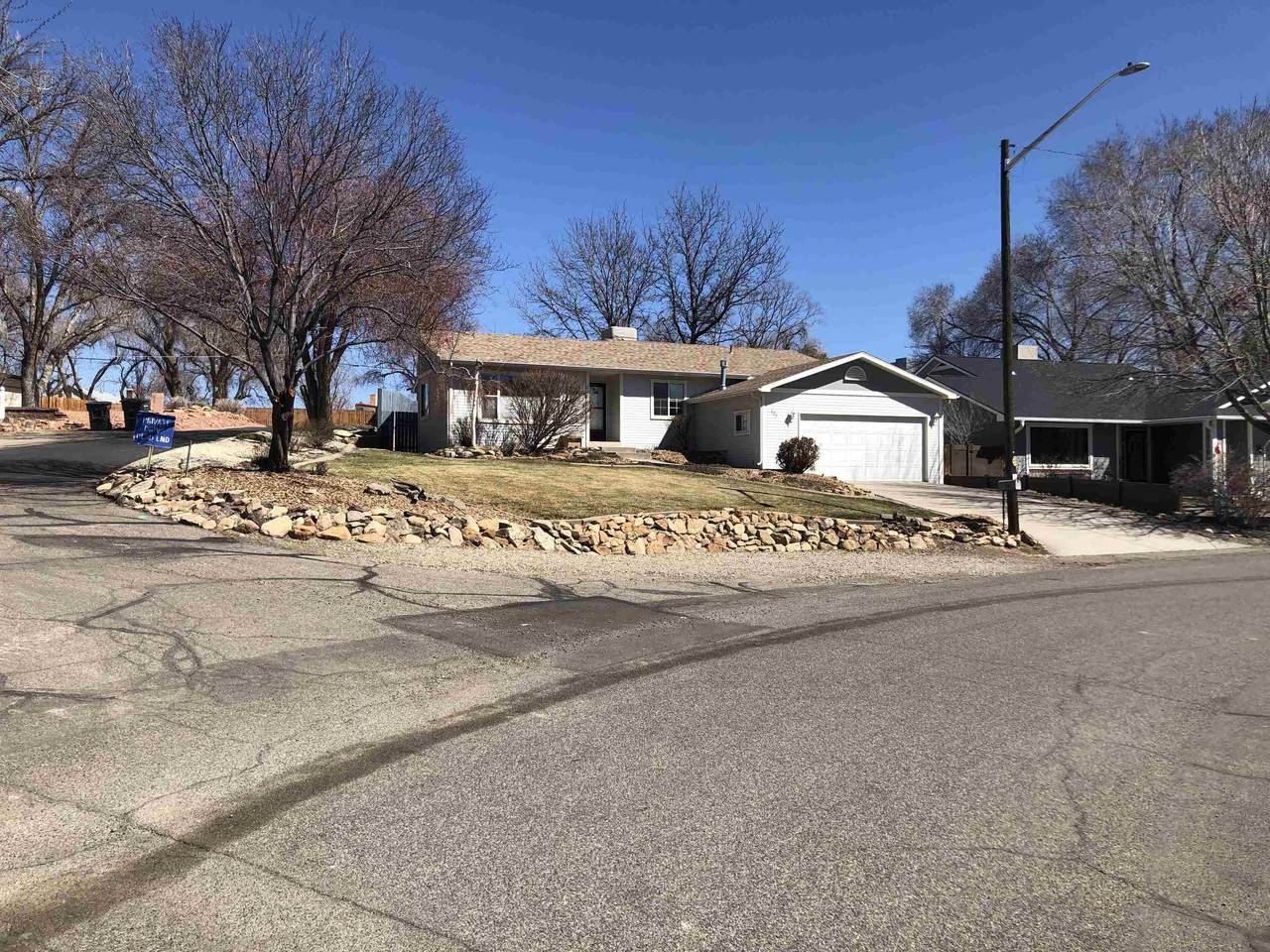 225 Park Drive - Photo 1