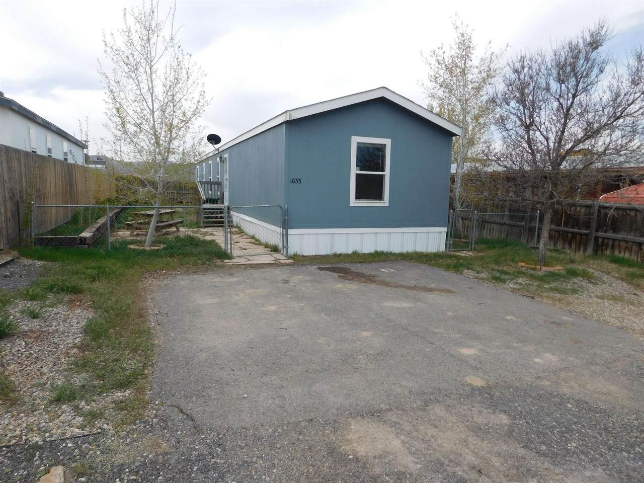 1033 Gilsonite Avenue - Photo 1