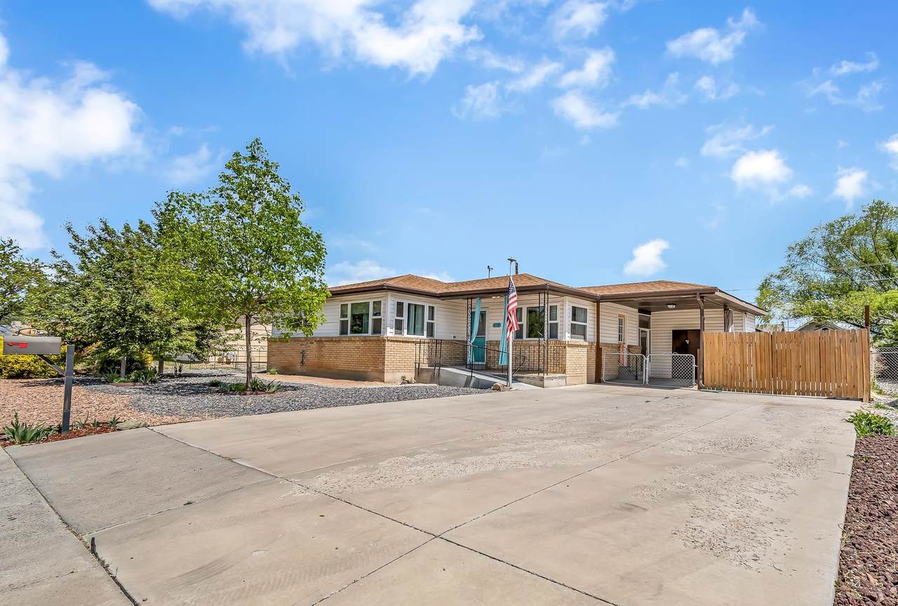 478 Glen Road - Photo 1