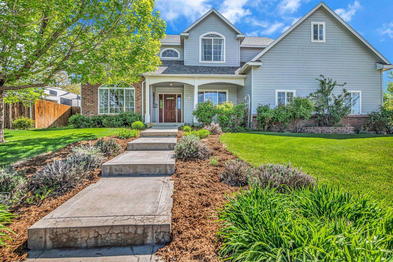 632 Grand View Circle - Photo 1
